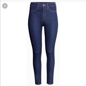 H&M high waist ankle jean & "Les Flo" Crop Top